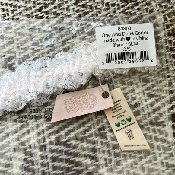 HAH • One and Done Lace Leg Garter (WHITE) - Picture 4 of 4